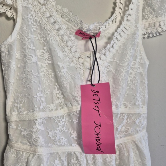 Betsey Johnson NWT Lacey White Crotcheted Fairycore Costal Cowgirl Mini Dress S - Picture 4 of 9